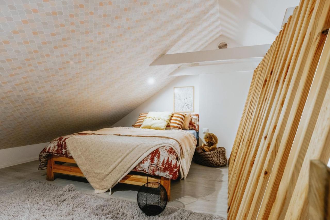 Apartament Z Antresola Okszow Экстерьер фото